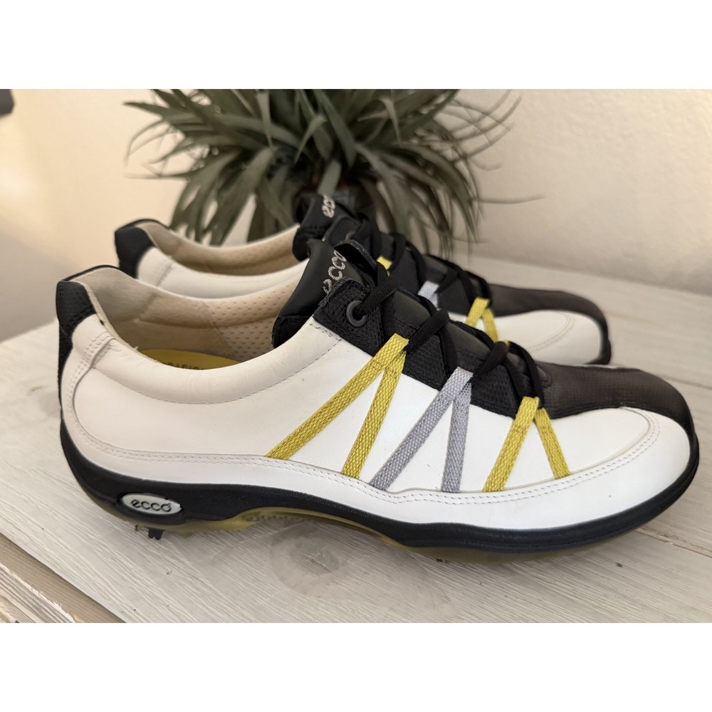 Ecco Golf Shoes Women Size 40 Casual Pitch Premier Spiked Leather Spikes Ladies